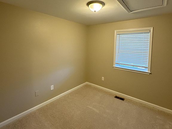 4th image of 9501 Tiberias Dr