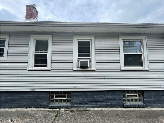 5th image of 10922 Greenwich Ave