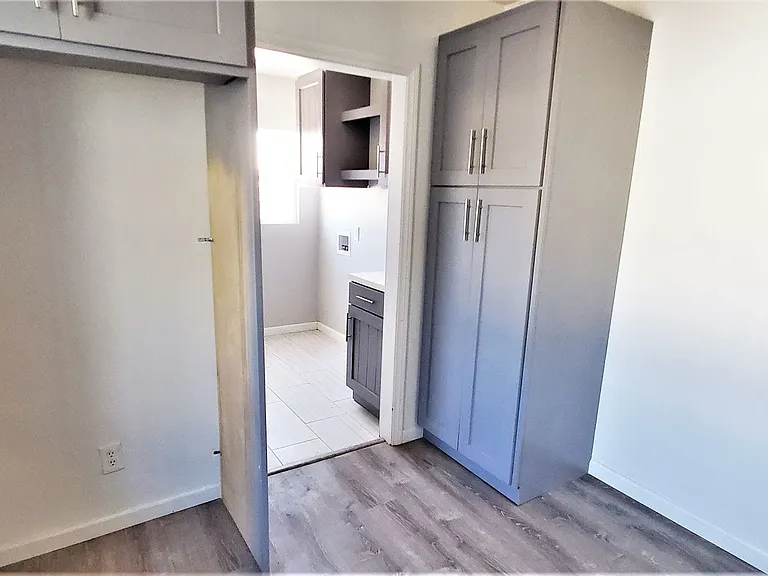 706 W Euclid Ave — Photo 27