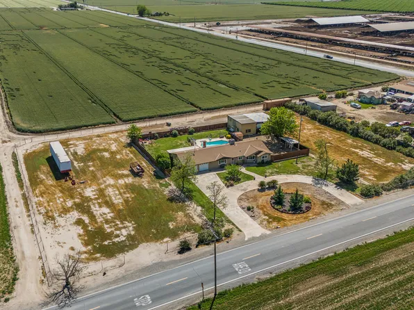 3663 Avenue 228, Tulare, CA 93274