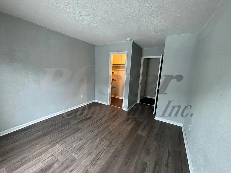 101 N 12th St #204 — Photo 4