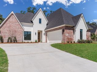 727 Julesburg Ln, Benton, LA 71006