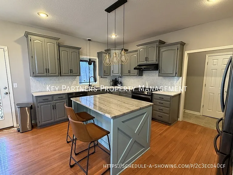 1004 NW 113th St — Photo 8