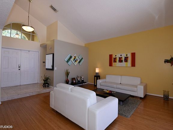 4th image of 5074 SW 35th Ter