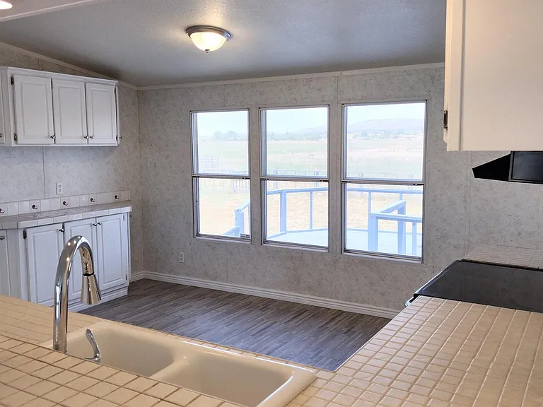 2270 W Bayberry Dr — Photo 10