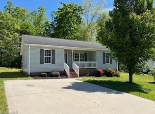 107 Layton Way, Thomasville, NC 27360