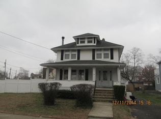 93 3rd St, Keyport, NJ 07735