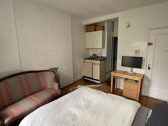 4th image of 763 Washington St #16