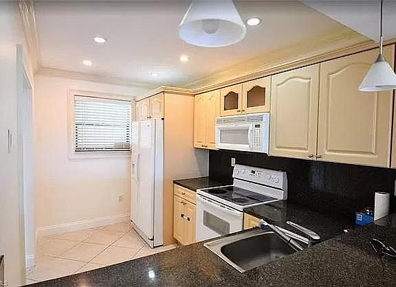 5th image of 16750 NE 10th Ave Floor 3