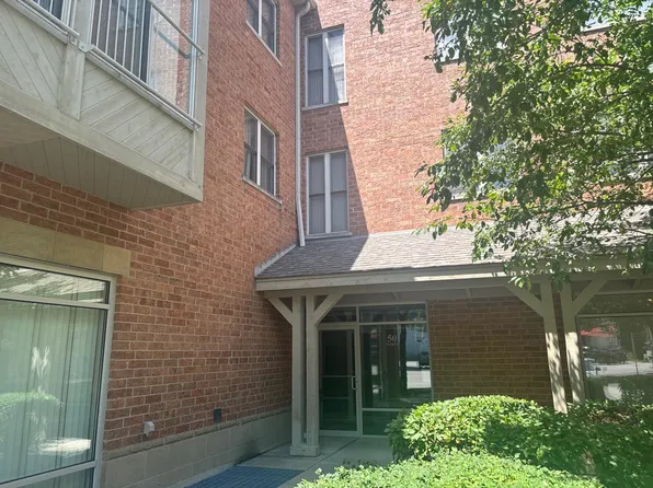 50 N Bokelman St APT 537, Roselle, IL 60172