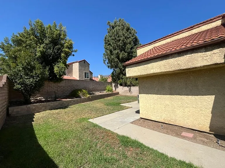 15377 Bambi Ct — Photo 30
