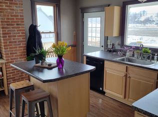 231 Us Highway 151, Mineral Point, WI 53565