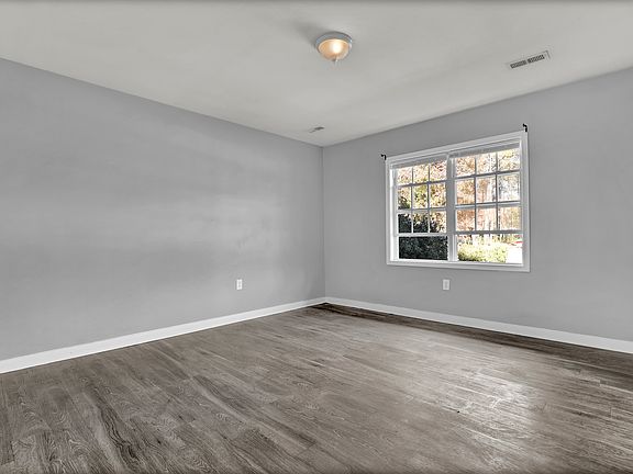 4th image of 120 Joe Powell Ln APT 17
