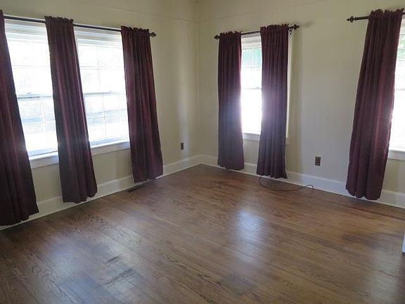 2nd image of 202 Dortch Ln