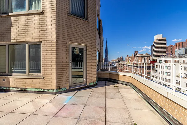 Rented by Halstead Real Estate | media 20