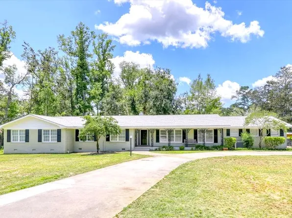 2208 Dogwood Dr, Valdosta, GA 31602