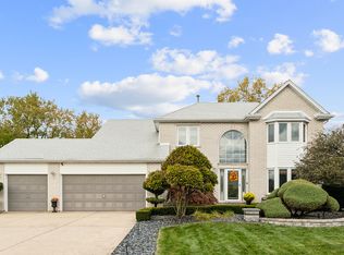 3608 Edgewater Dr, Hazel Crest, IL 60429