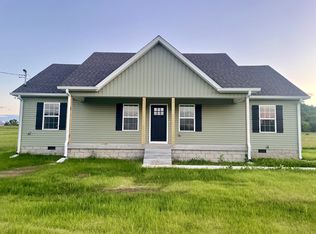 12 N Fishing Ford Rd, Petersburg, TN 37144