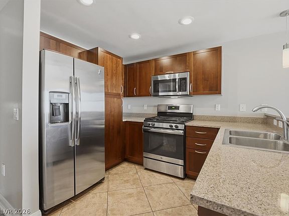 3rd image of 150 N Las Vegas Blvd #1602