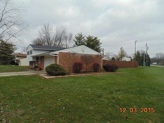 3rd image of 5778 Lake Superior Dr