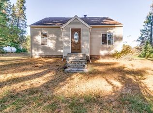 N9724 Silver Creek Rd, Crivitz, WI 54114