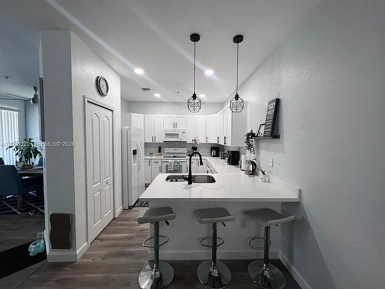 4435 SW 160th Ave #210 — Photo 8