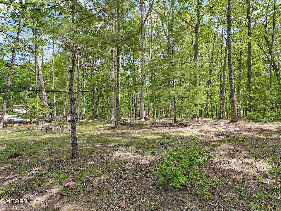 1st image of 14 Ridge Crest Cir