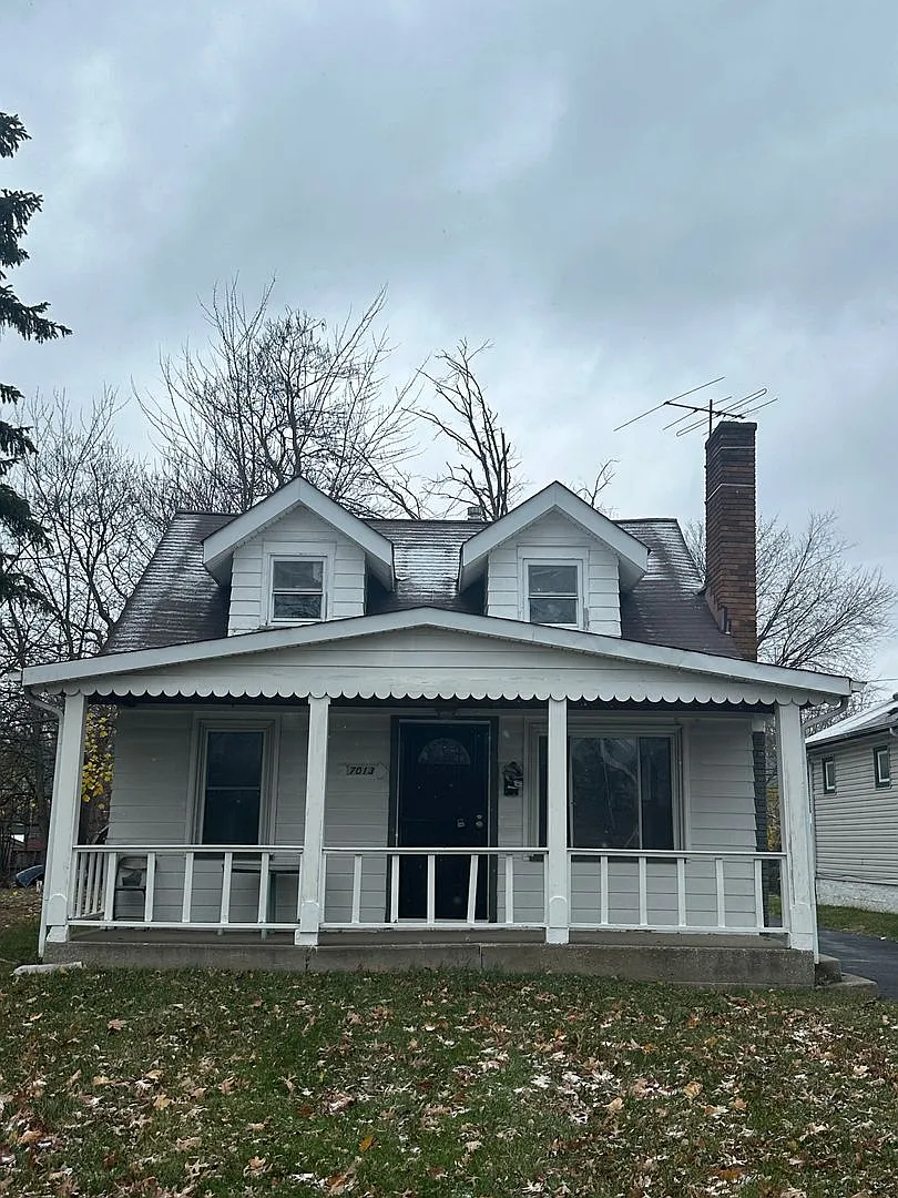 17013 Mapleboro Ave photo 1