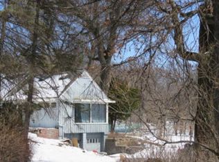 Edgerton St N, Maplewood, MN 55117