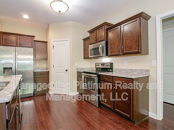 5th image of 540 Parkvue Village Way