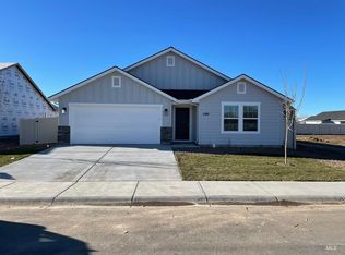 1589 SW Silverstone Ave, Mountain Home, ID 83647