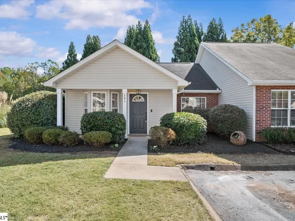 401 Crestridge Dr, Simpsonville, SC 29681