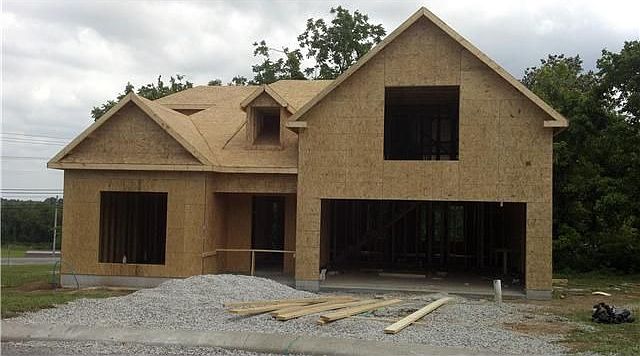 2nd image of 1207 Oxford Village Cir Lot 3