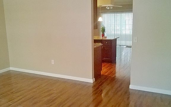 3rd image of 1665 Crystalview Trl