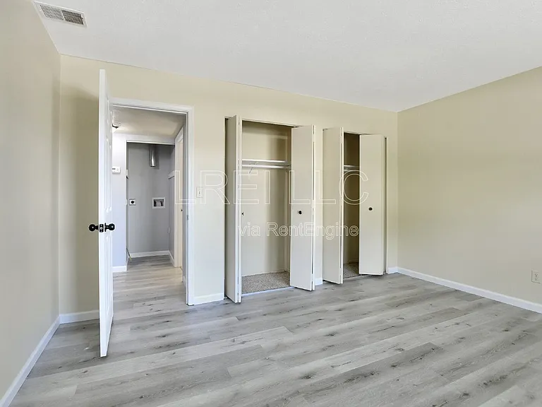 817 Lancelot Ct — Photo 31