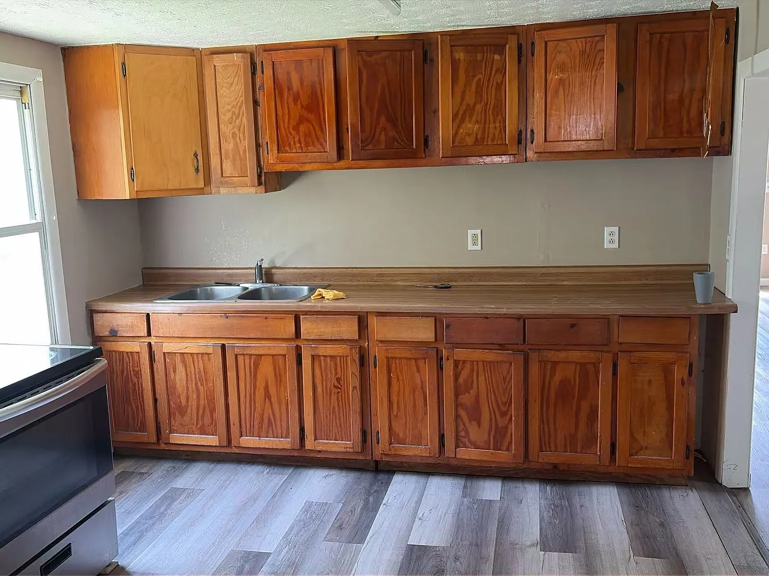 3 bed, 990 sqft, $1,250 — Photo 4