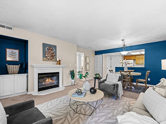 2nd image of 3819 S River Run Way Unit 1