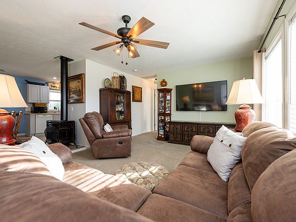 2nd image of 148 Pawnee Dr