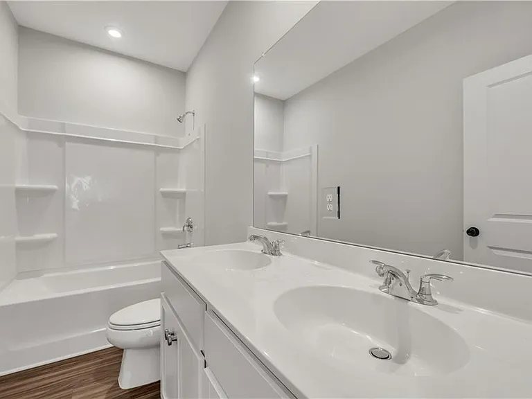 272 Brighton Bend Ln — Photo 32