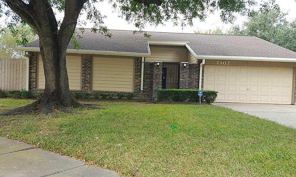 1st image of 7107 Gallant Glen Ln