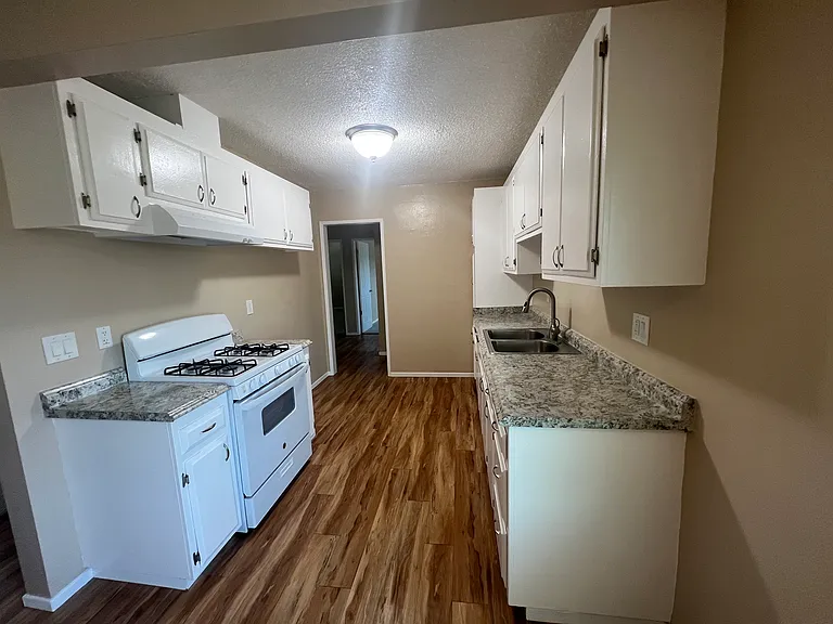Ocean Hills Apartment Homes — Photo 30