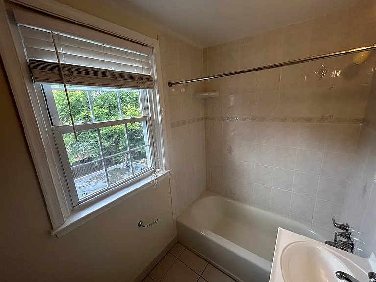 1524 Knox Rd — Photo 16
