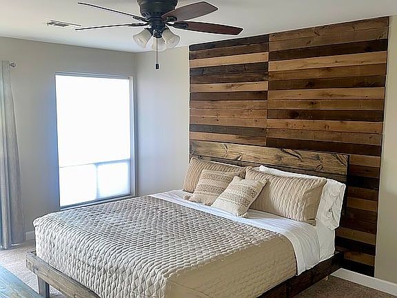 5th image of 1808 W Main St APT 1104