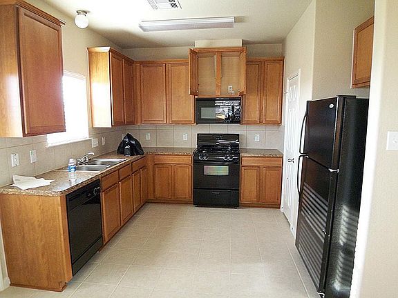 4th image of 6107 Starbrook Creek Dr