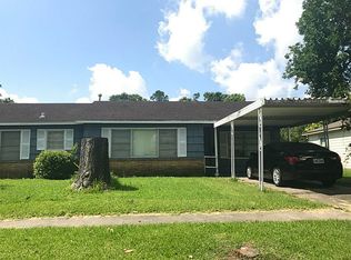 8557 Forum Dr, Houston, TX 77055