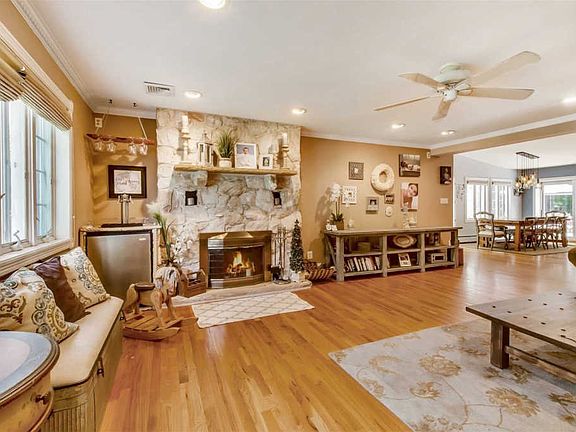 2nd image of 41 Woody Ln