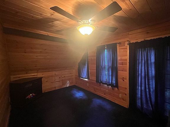 2nd image of 33846 Green Valley Lake Rd