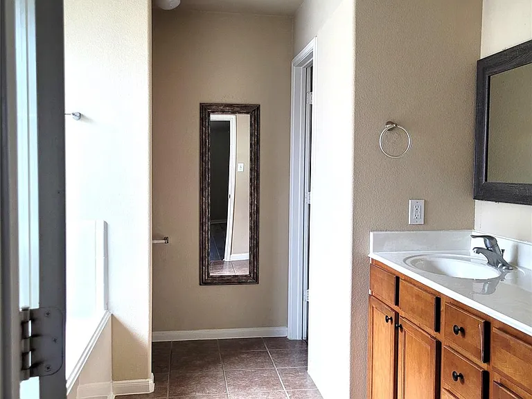 26319 Longview Creek Dr — Photo 24