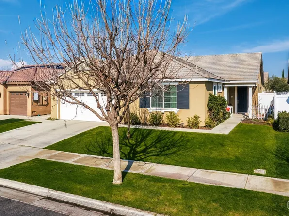 14616 Yellow Lupine Dr, Bakersfield, CA 93314