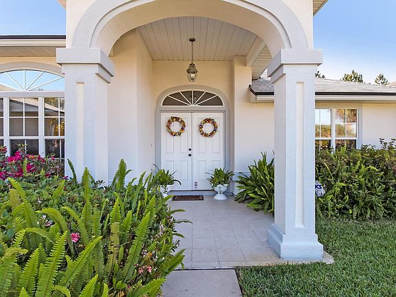 3rd image of 23543 Flora Parke Blvd